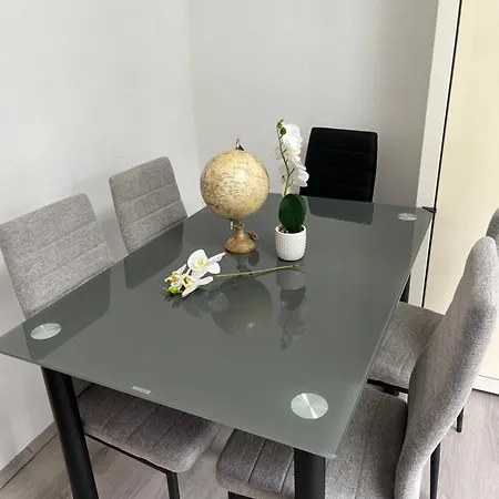 Gemuetliche Stadtwohnung - Gratis Parken Lejlighed